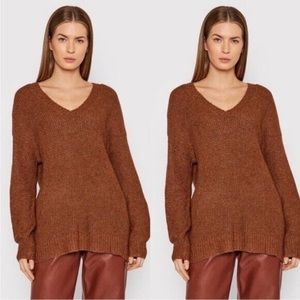 American eagle soft light weight sweater